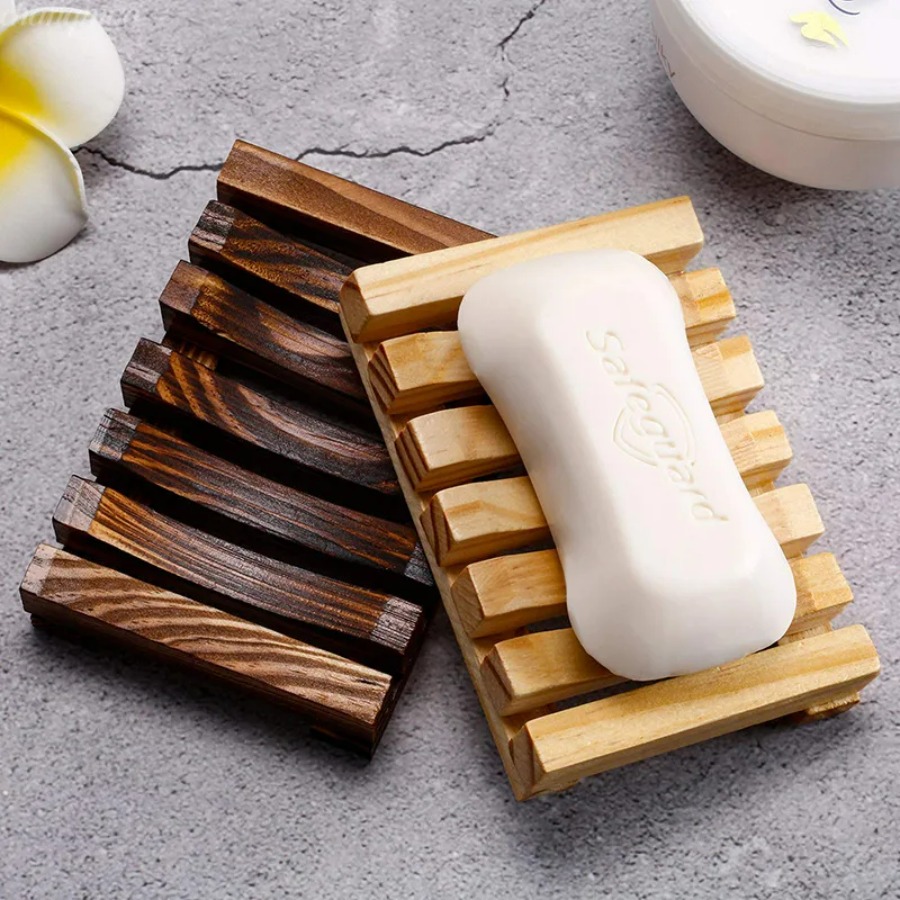 Home Essentials Bathroom Rack - 天然竹製石鹸ホルダー、木製水切りラックで石鹸を乾燥・清潔に保ち、浴室収納オーガナイザー、防カビ加工の家庭必需品